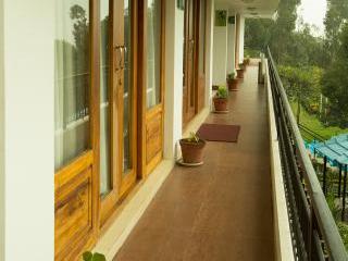 Mount N Mist Hotel Nainital Εξωτερικό φωτογραφία